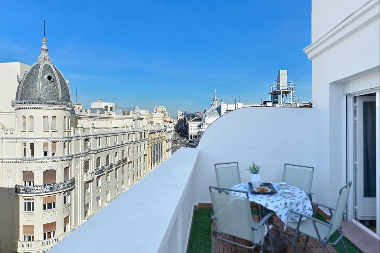 Homeabout Puerta Del Sol Premium مدريد المظهر الخارجي الصورة